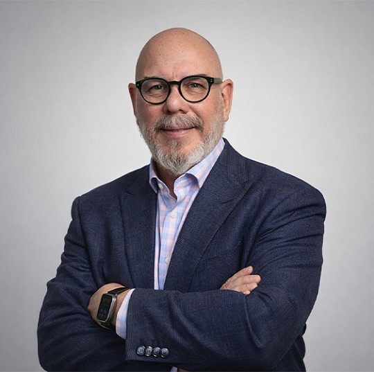 Mr. Soler Fernandez - Consultant Hip and Knee Surgeon